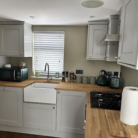 Super Deluxe Apartment Barnet Ngoại thất bức ảnh